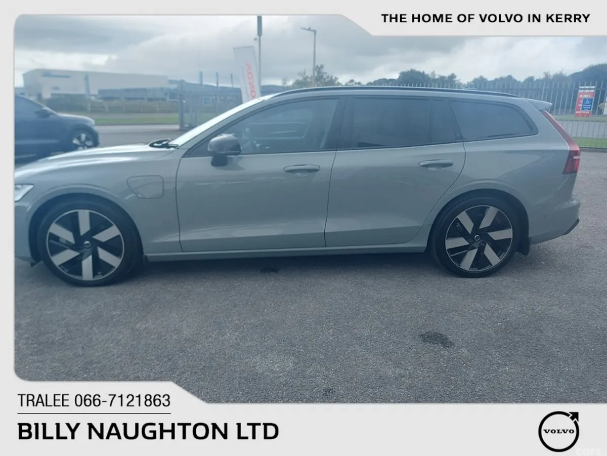Volvo V60 Estate, Petrol Plug-in Hybrid, 2025, Grey