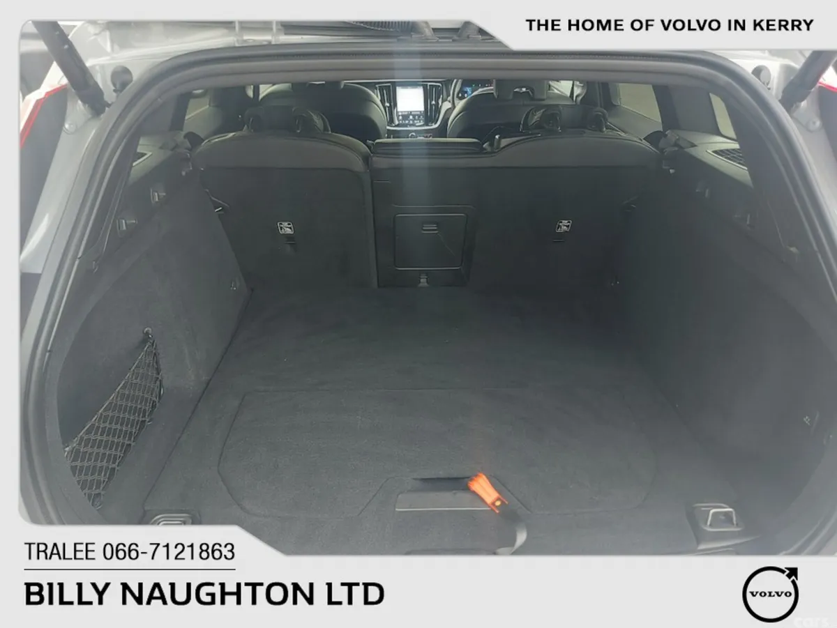 Volvo V60 Estate, Petrol Plug-in Hybrid, 2025, Grey