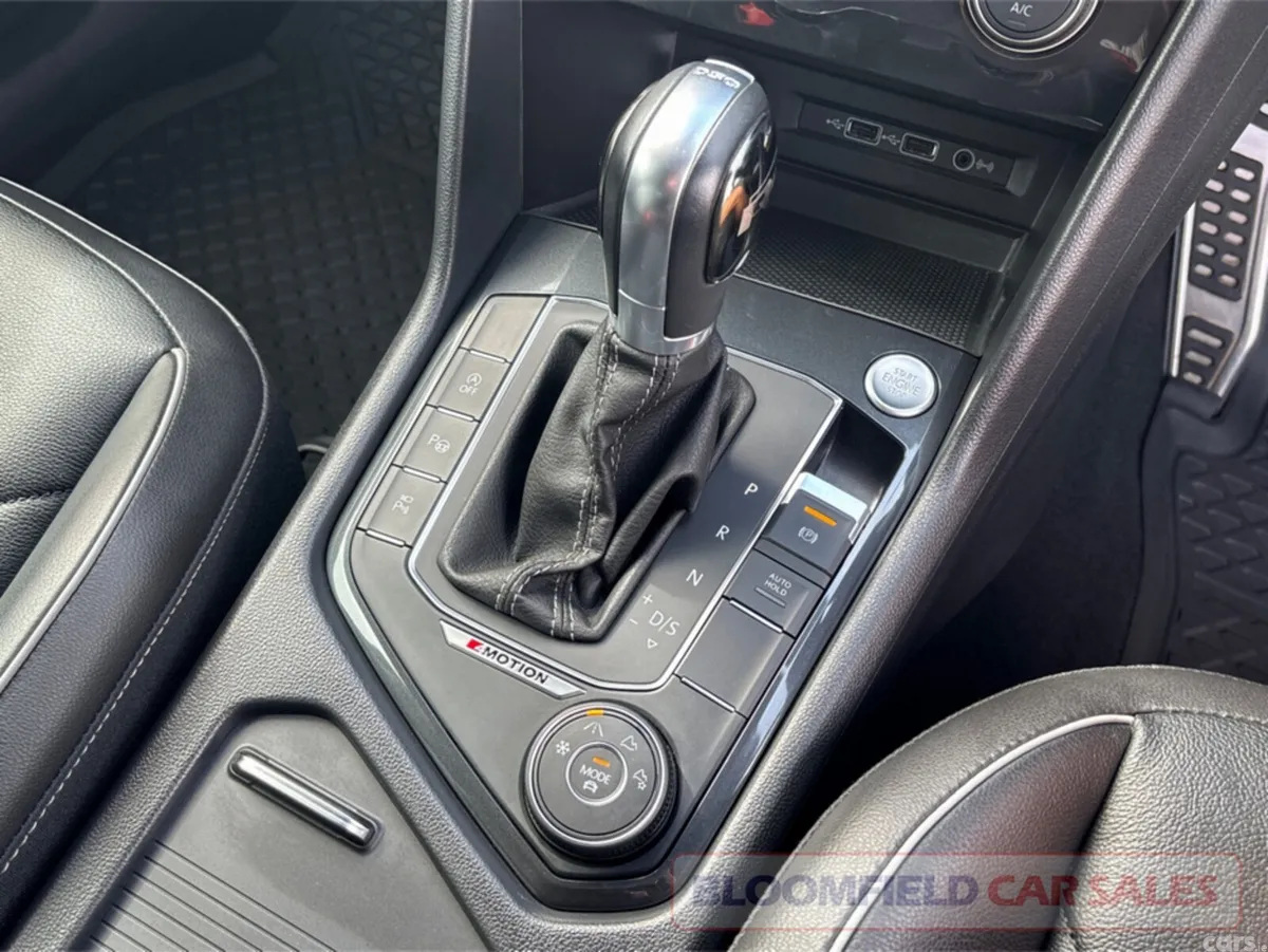 Volkswagen Tiguan SUV, Diesel, 2019, Black