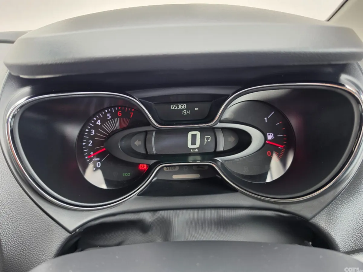 Renault Captur Hatchback, Petrol, 2017, Beige