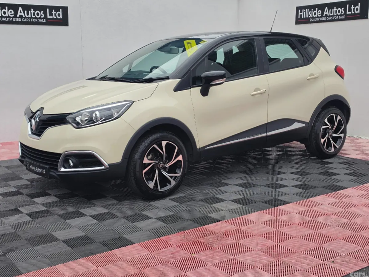 Renault Captur Hatchback, Petrol, 2017, Beige