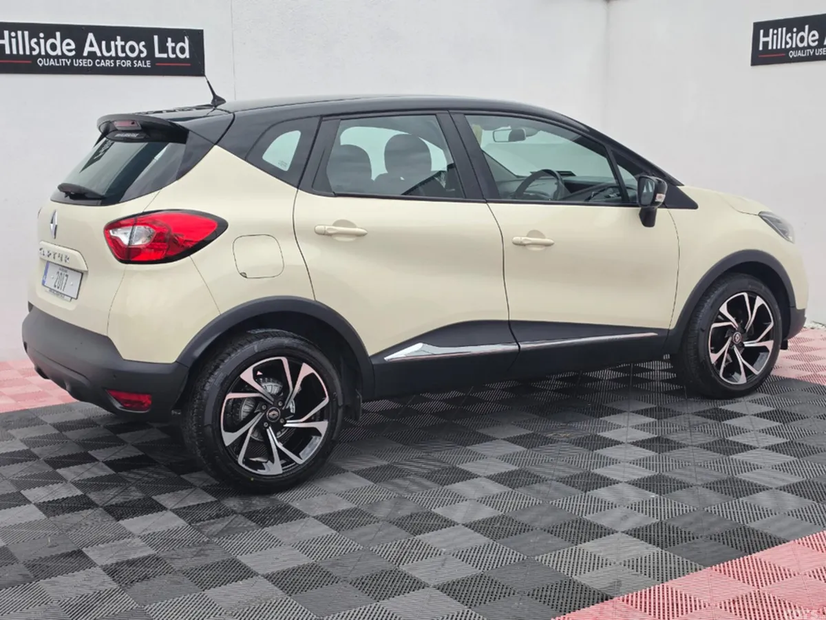 Renault Captur Hatchback, Petrol, 2017, Beige