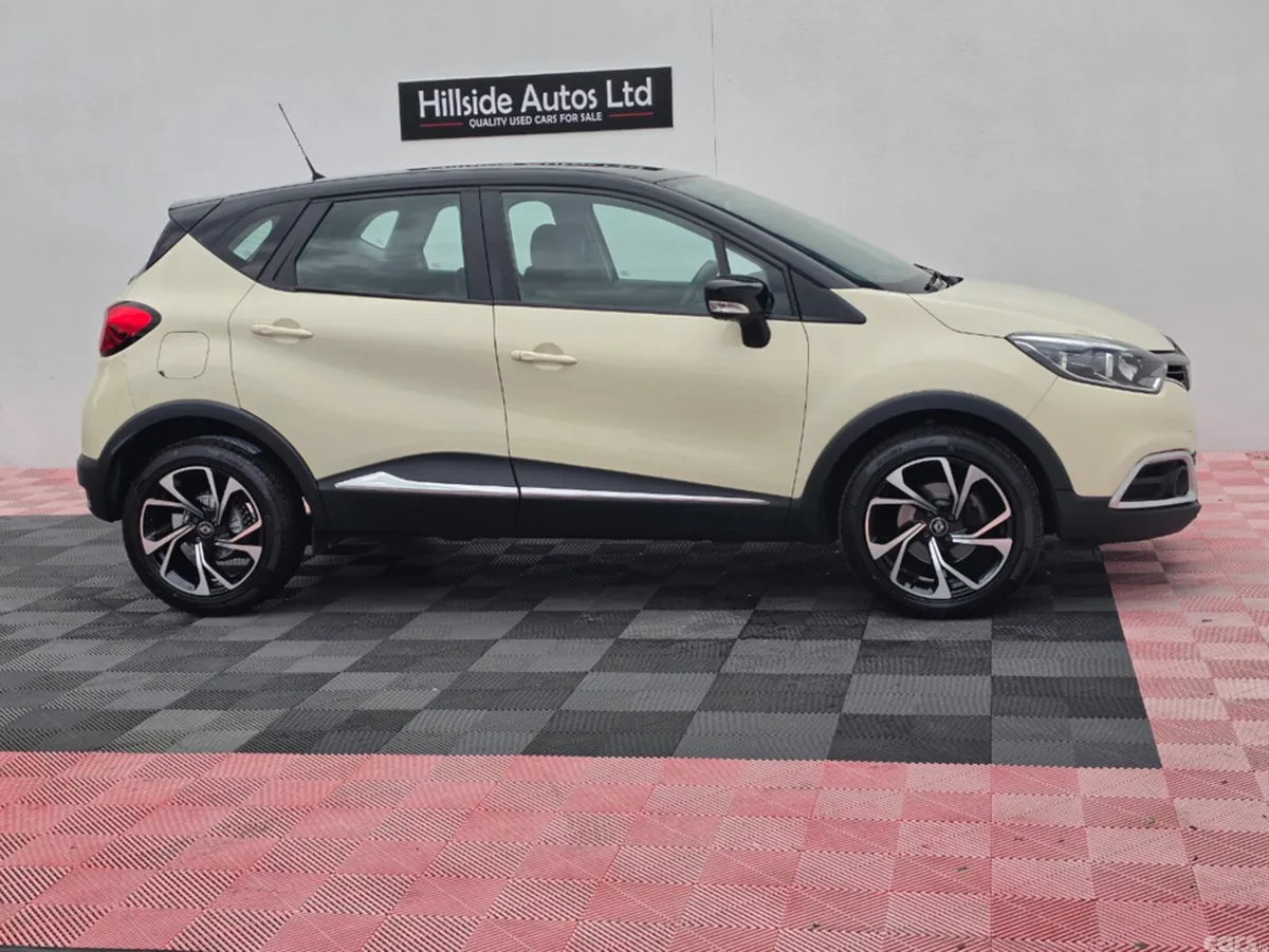 Renault Captur Hatchback, Petrol, 2017, Beige