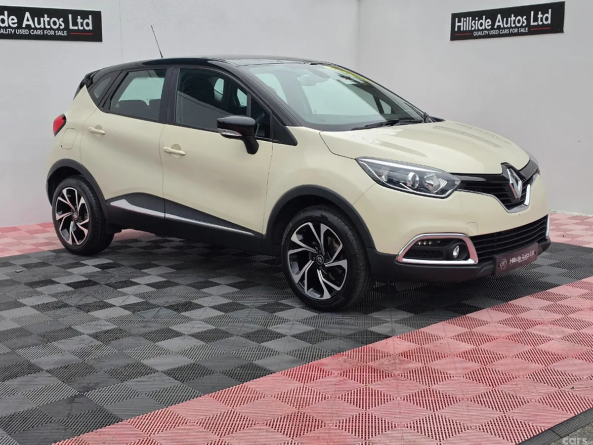 Renault Captur Hatchback, Petrol, 2017, Beige