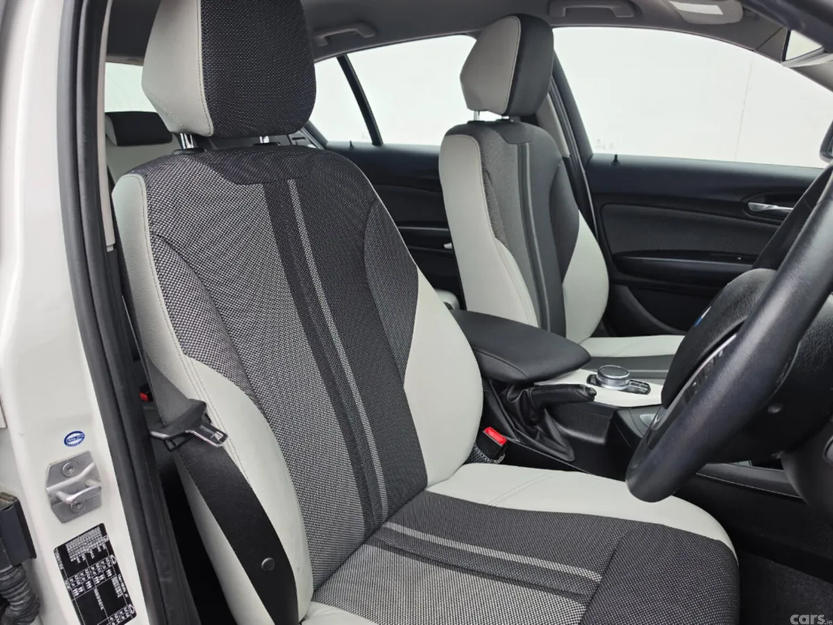 BMW 1-Series Hatchback, Diesel, 2017, White