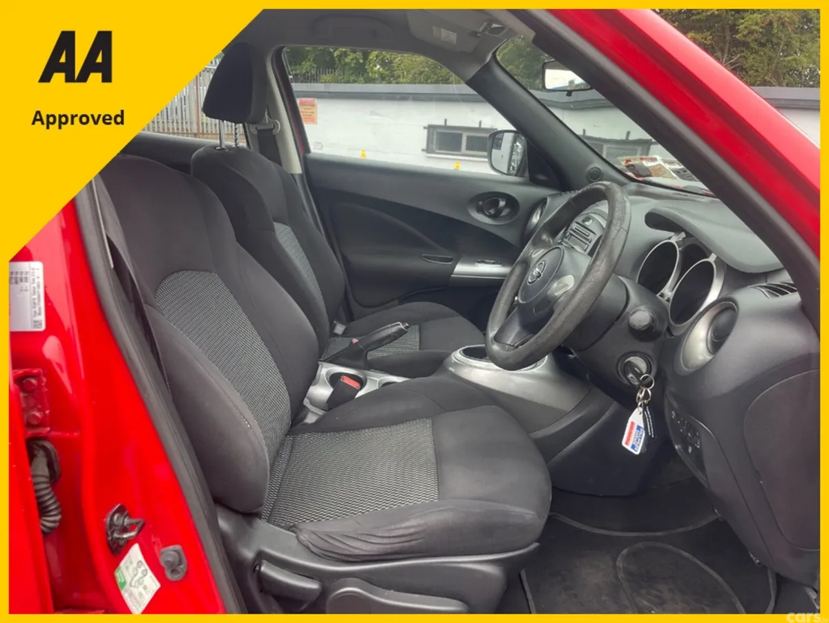 Nissan Juke Hatchback, Diesel, 2014, Red
