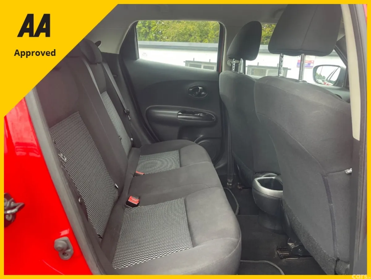 Nissan Juke Hatchback, Diesel, 2014, Red