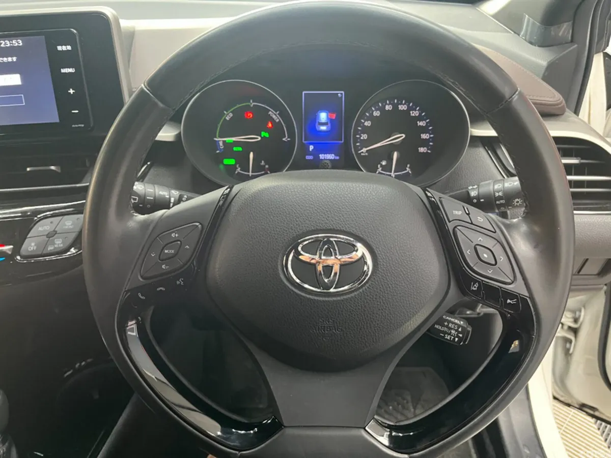 Toyota C-HR SUV, Petrol Hybrid, 2019, White