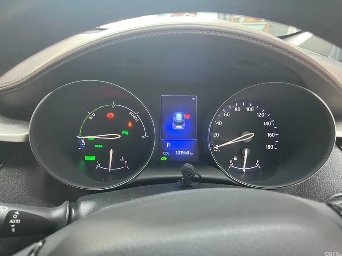 Toyota C-HR SUV, Petrol Hybrid, 2019, White
