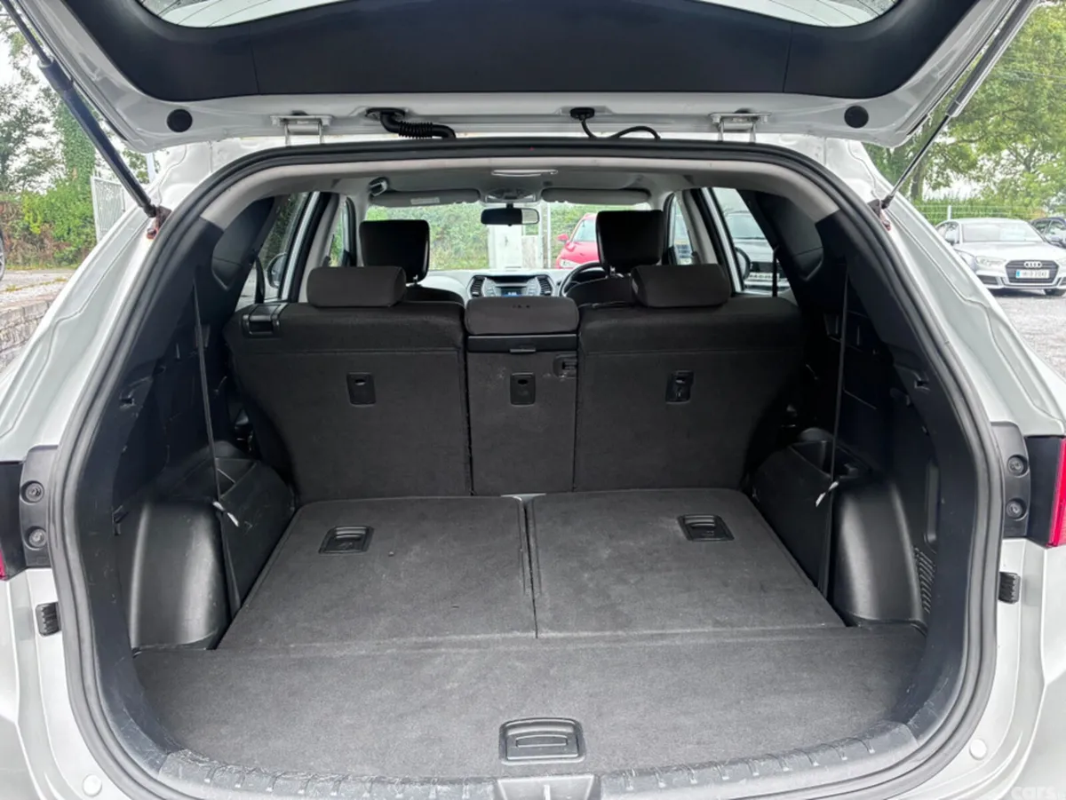 Hyundai Santa Fe SUV, Diesel, 2015, Silver