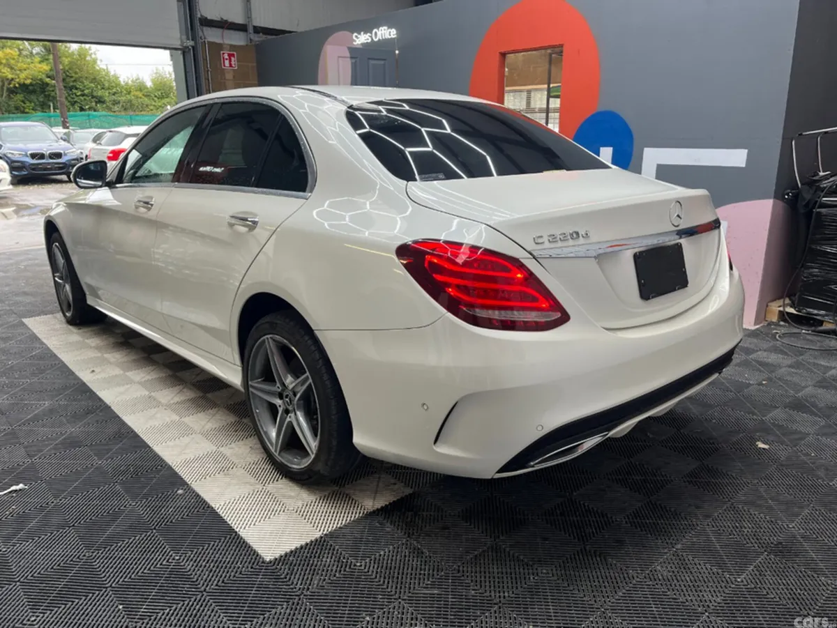 Mercedes-Benz C-Class Saloon, Diesel, 2018, White