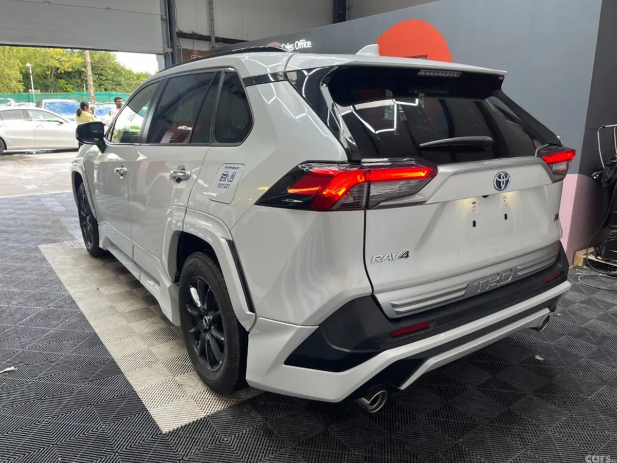 Toyota RAV4 SUV, Petrol Hybrid, 2024, White