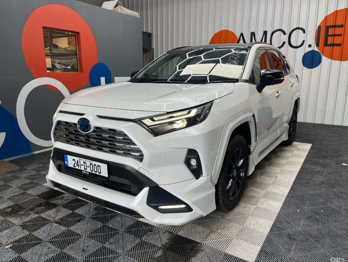 Toyota RAV4 SUV, Petrol Hybrid, 2024, White
