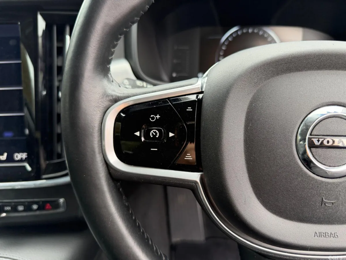 Volvo S90 Saloon, Diesel, 2019, Brown