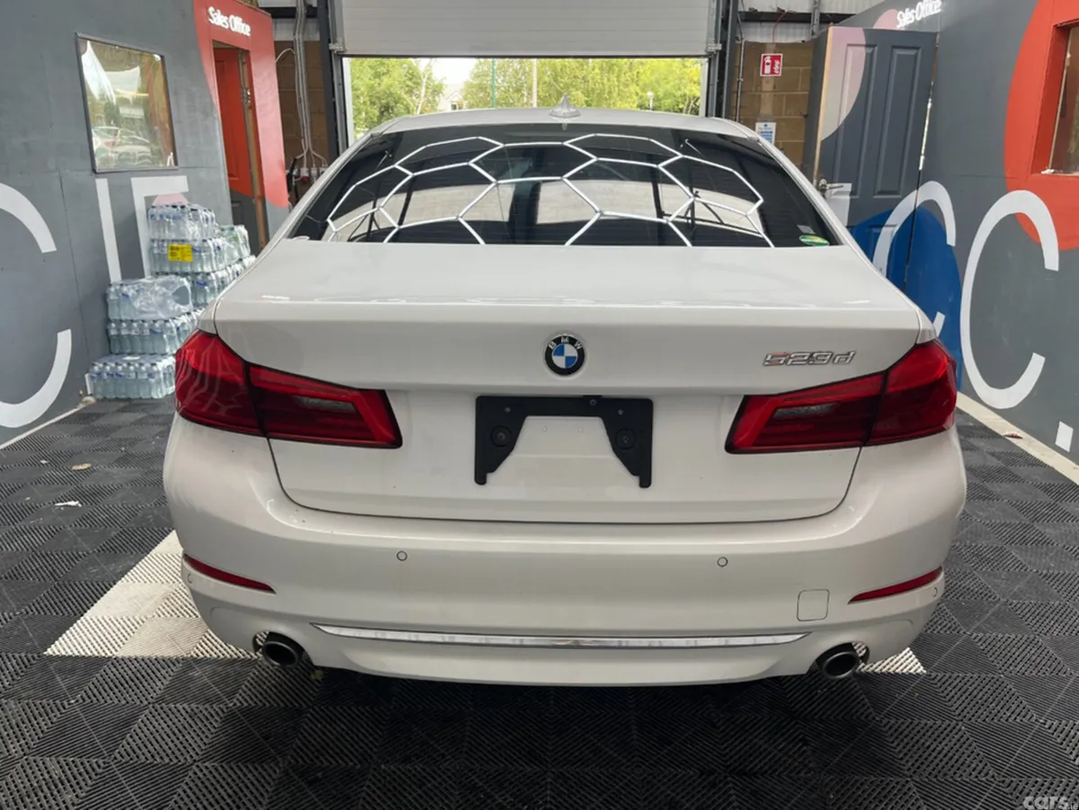 BMW 5-Series Saloon, Diesel, 2018, White