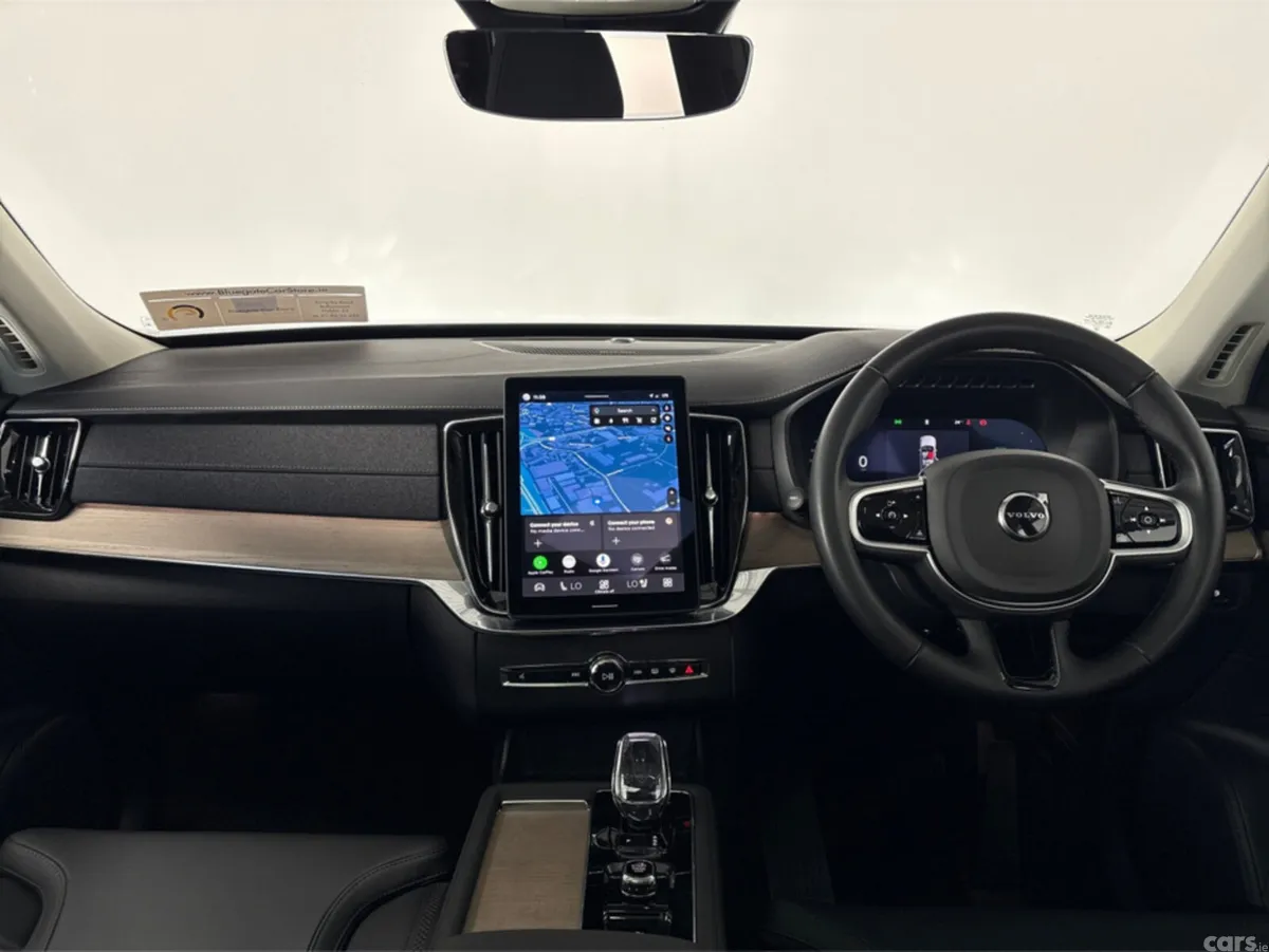 Volvo XC90 Estate, Petrol Plug-in Hybrid, 2025, Red