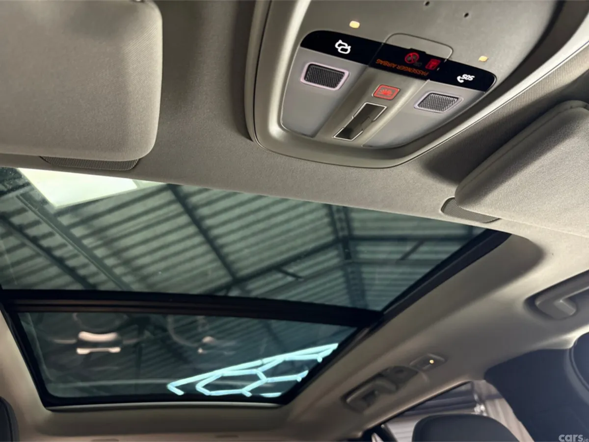 Volvo XC90 Estate, Petrol Plug-in Hybrid, 2025, Red
