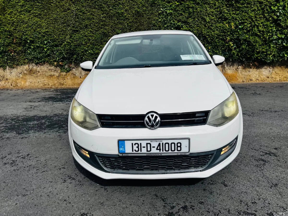 Volkswagen Polo Hatchback, Petrol, 2013, White