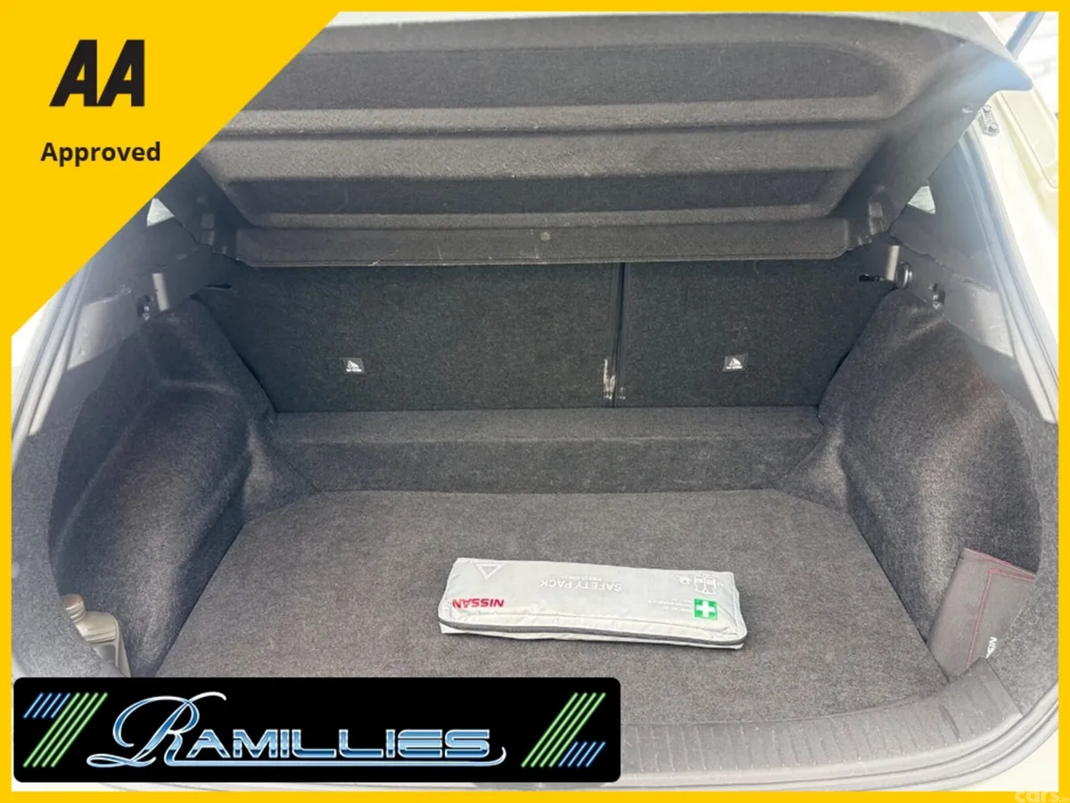 Nissan Qashqai SUV, Petrol, 2022, White