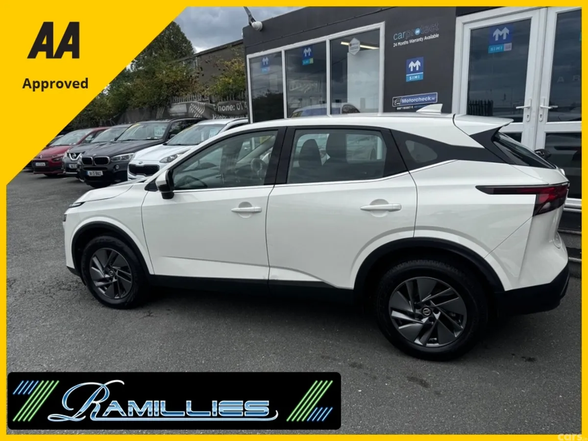 Nissan Qashqai SUV, Petrol, 2022, White