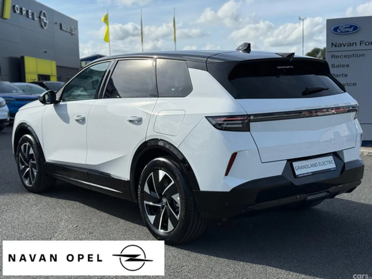 Opel Grandland SUV, Electric, 2027, White