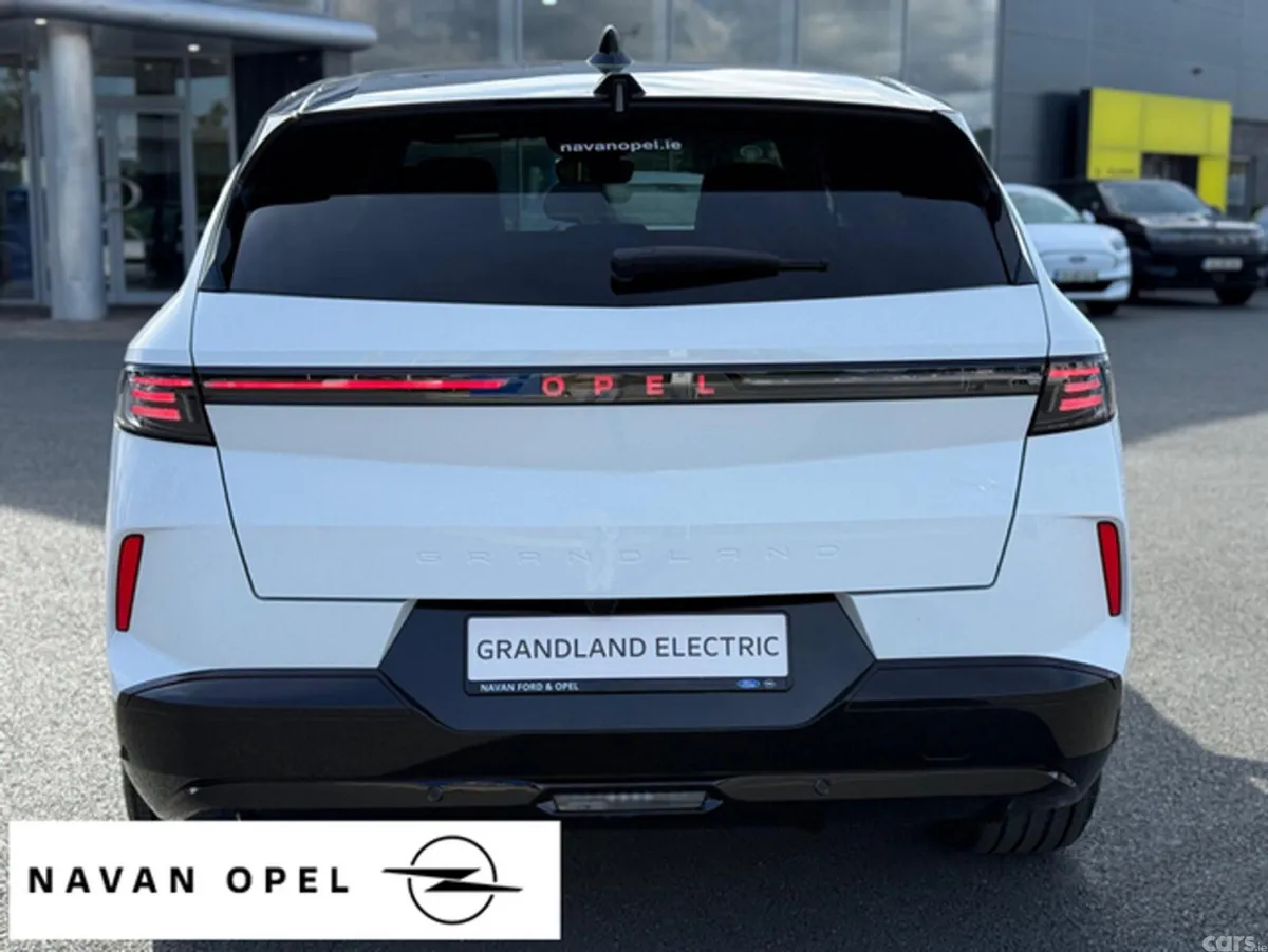 Opel Grandland SUV, Electric, 2027, White