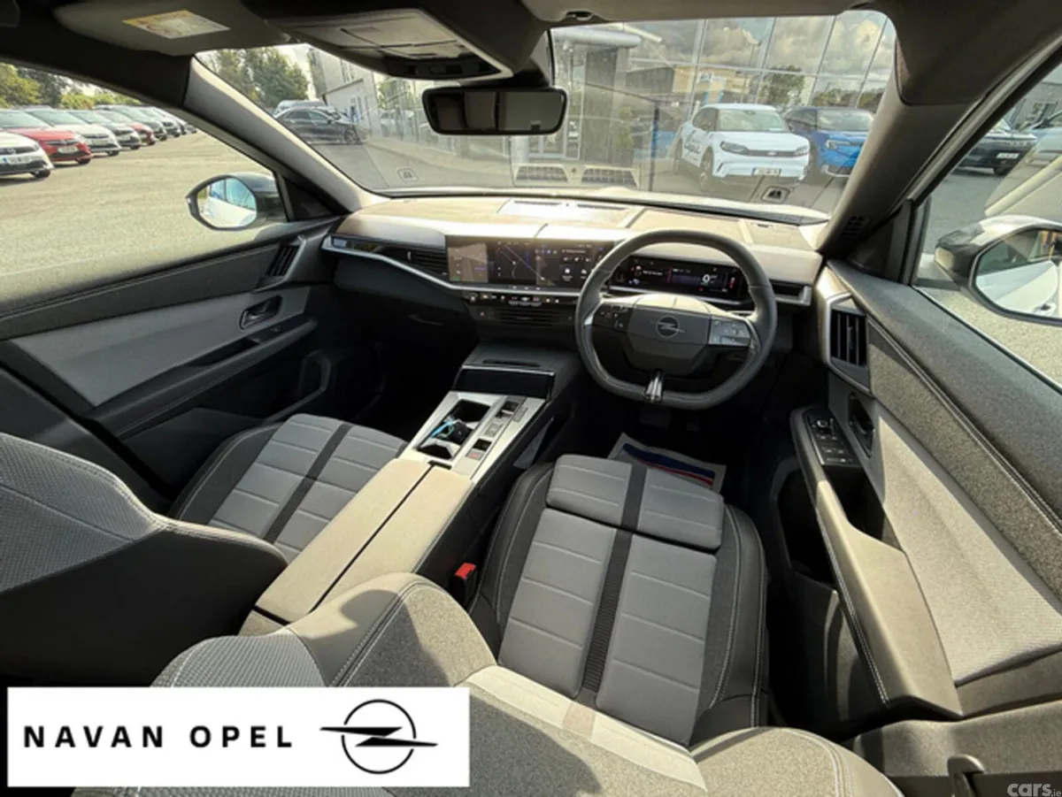 Opel Grandland SUV, Electric, 2027, White