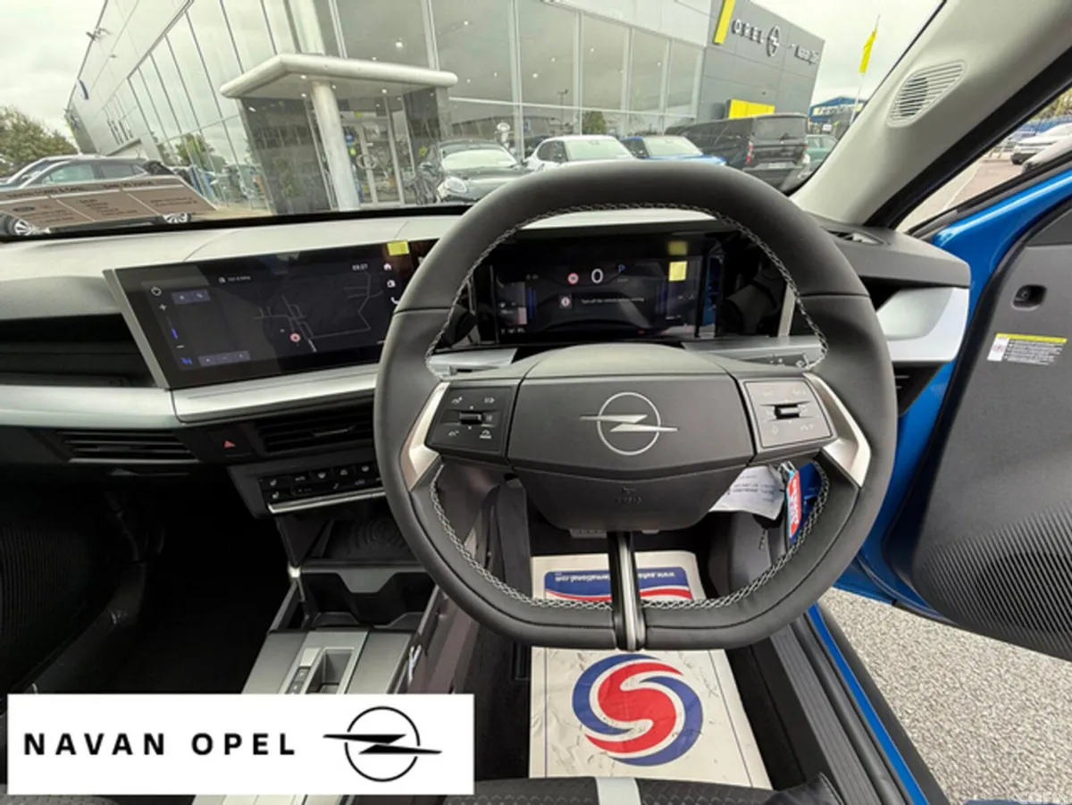 Opel Frontera SUV, Petrol Hybrid, 2027, Blue