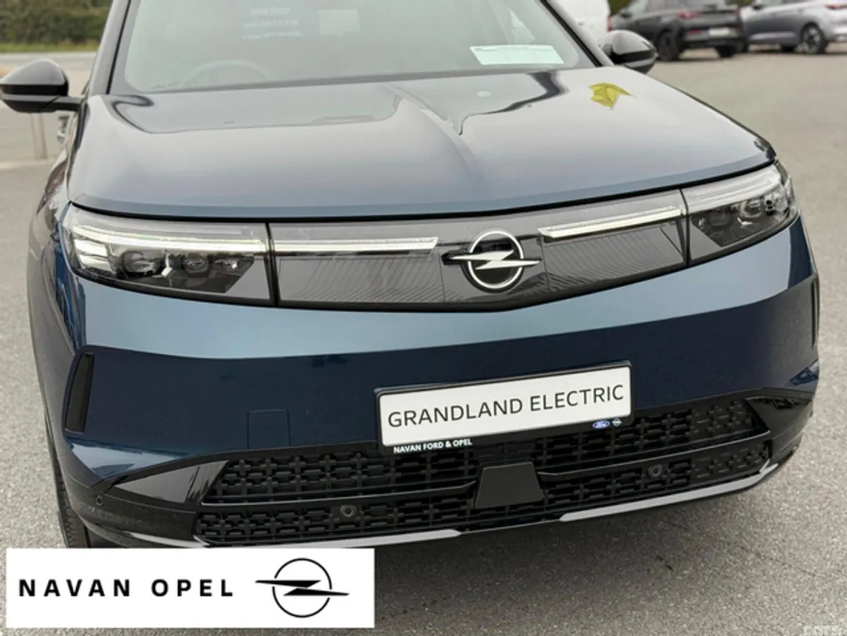 Opel Grandland SUV, Electric, 2027, Green