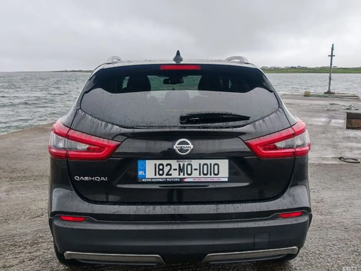 Nissan Qashqai Hatchback, Diesel, 2018, Black