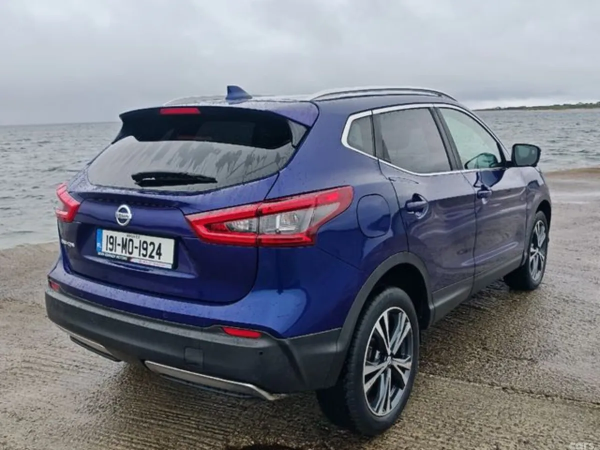 Nissan Qashqai Hatchback, Diesel, 2019, Blue