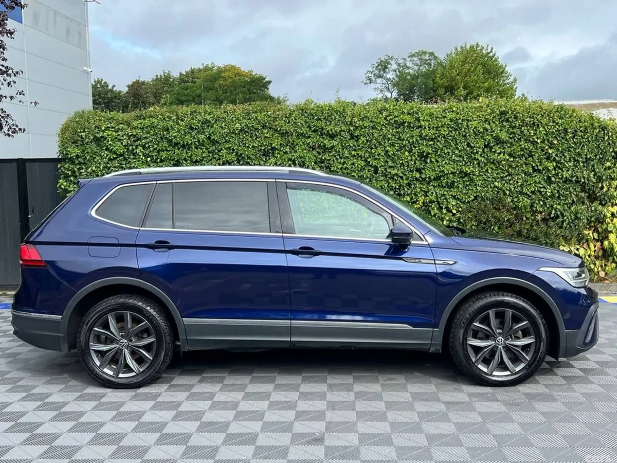 Volkswagen Tiguan Estate, Diesel, 2022, Blue