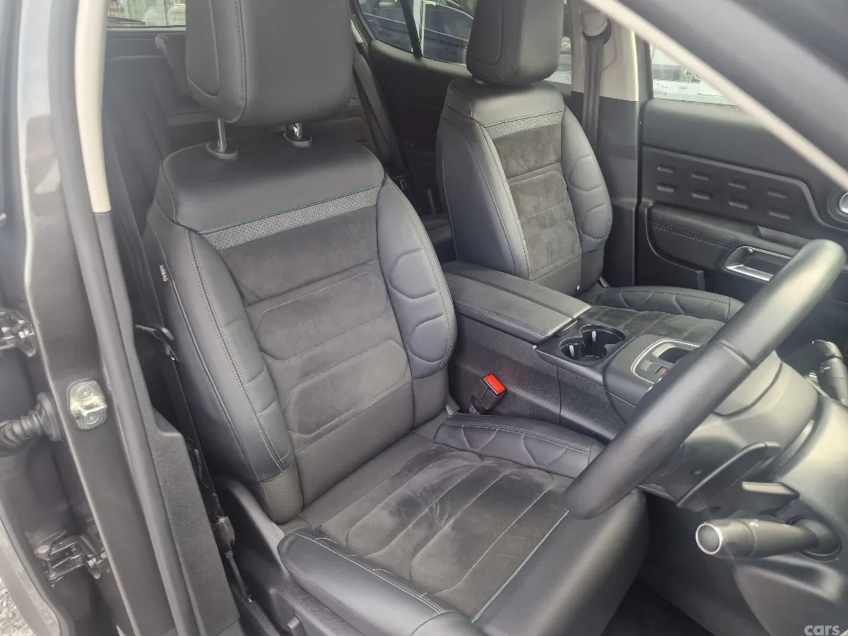 Citroen C5 Aircross MPV, Petrol Plug-in Hybrid, 2023, Grey