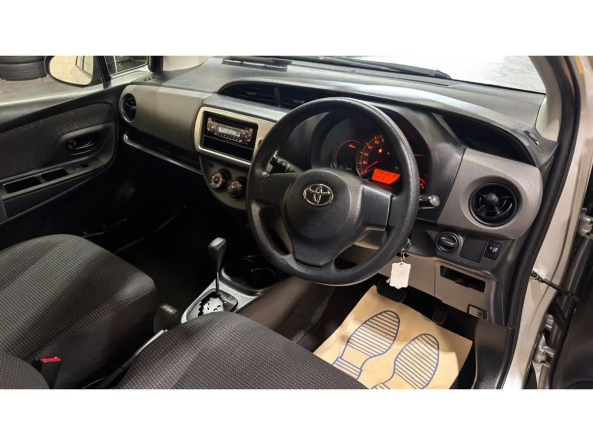 Toyota Vitz Hatchback, Petrol, 2016, Silver