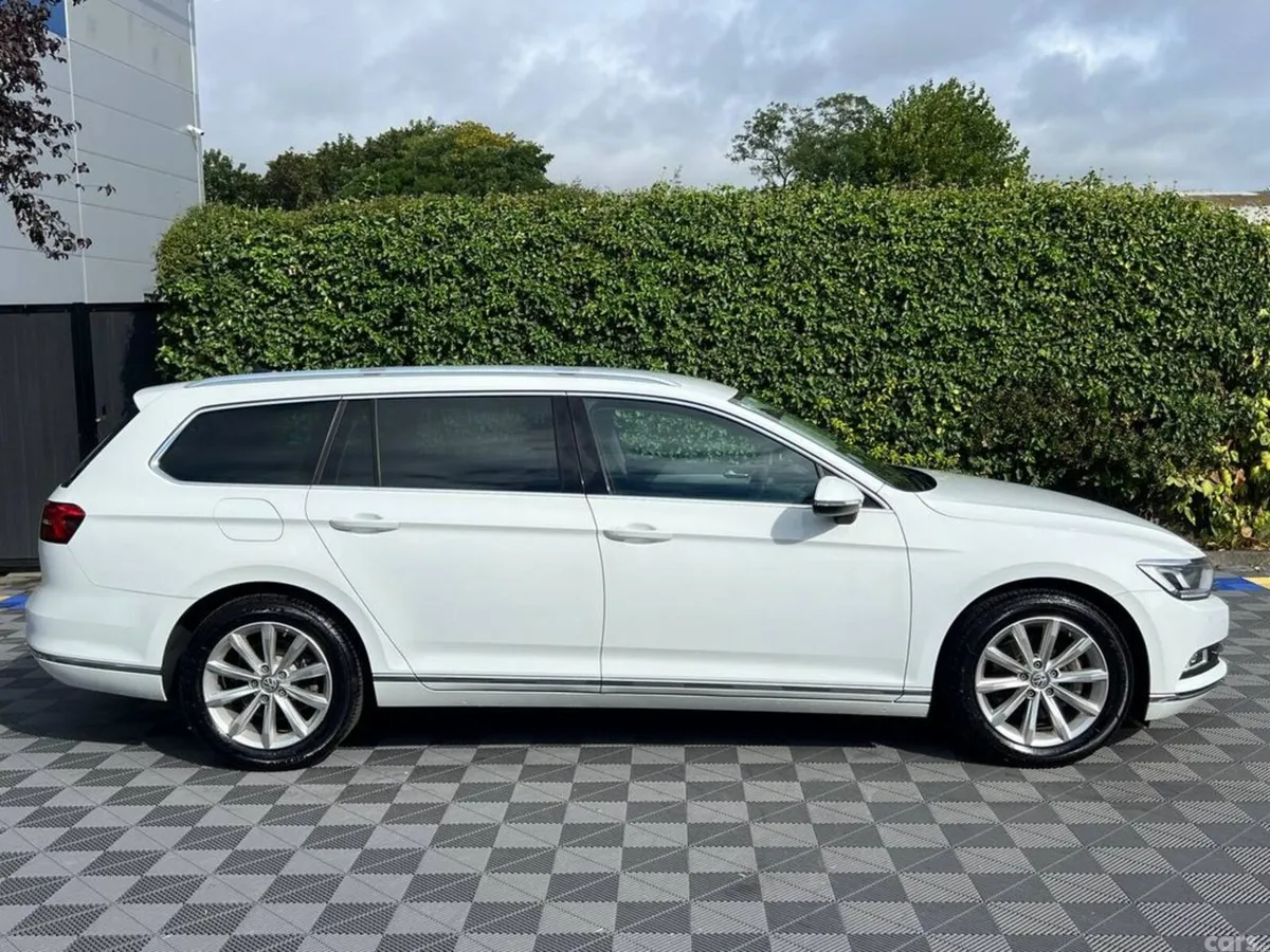 Volkswagen Passat Estate, Diesel, 2019, White