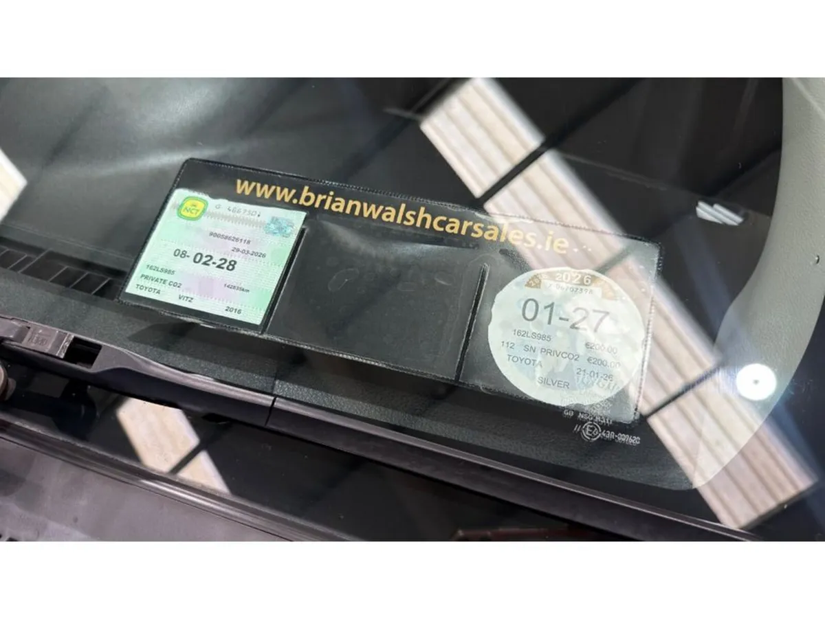 Toyota Vitz Hatchback, Petrol, 2016, Silver