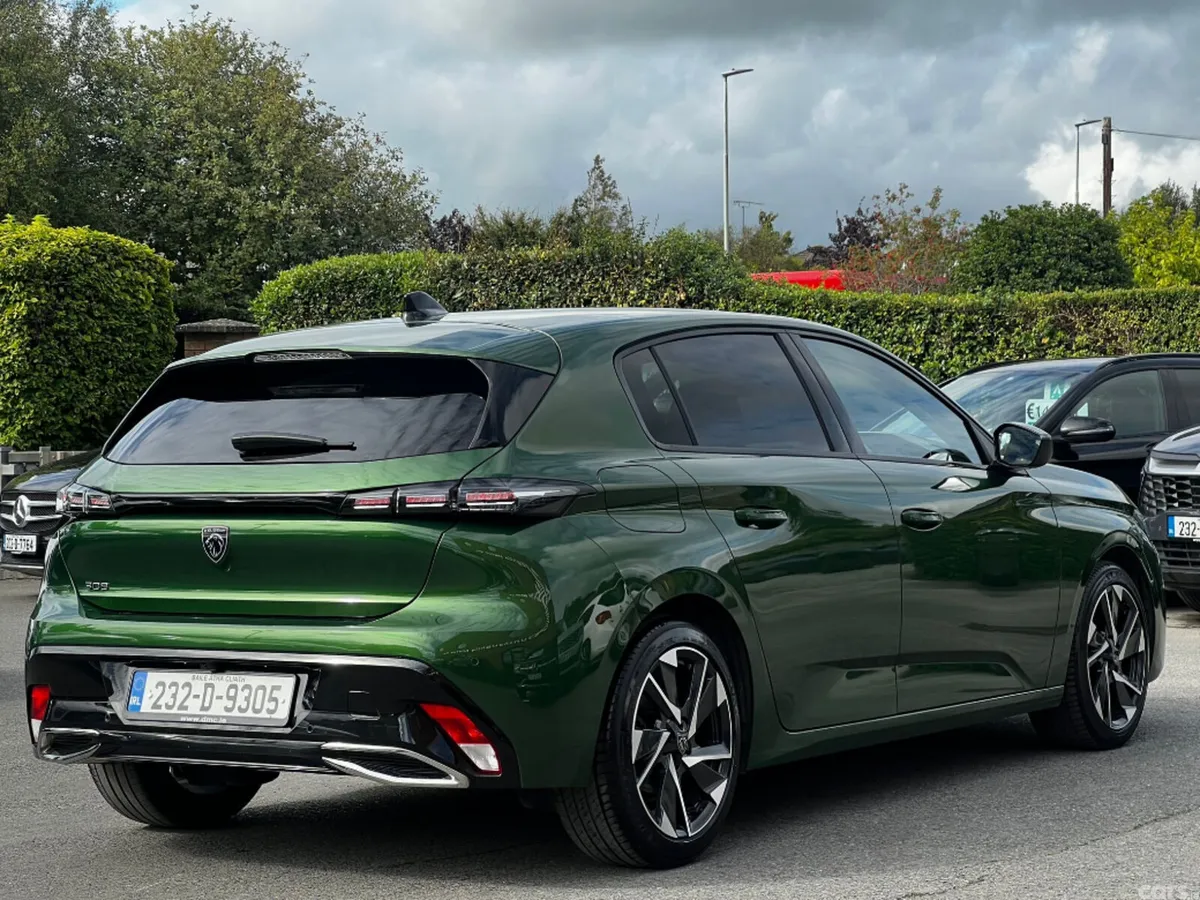 Peugeot 308 Hatchback, Petrol, 2023, Green