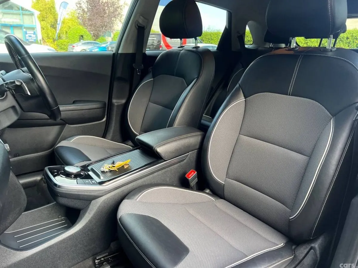 Kia Niro SUV, Electric, 2022, White