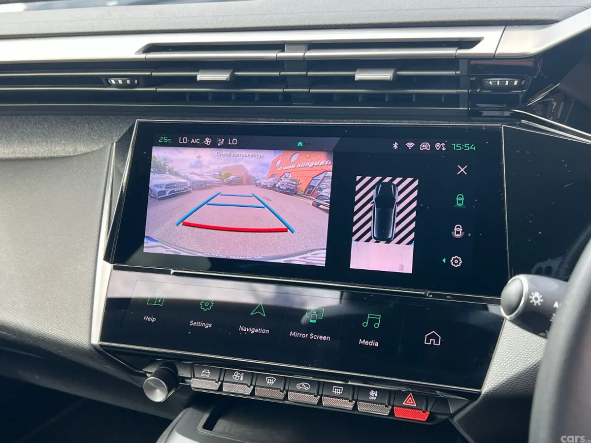 Peugeot 308 Hatchback, Petrol, 2023, Green