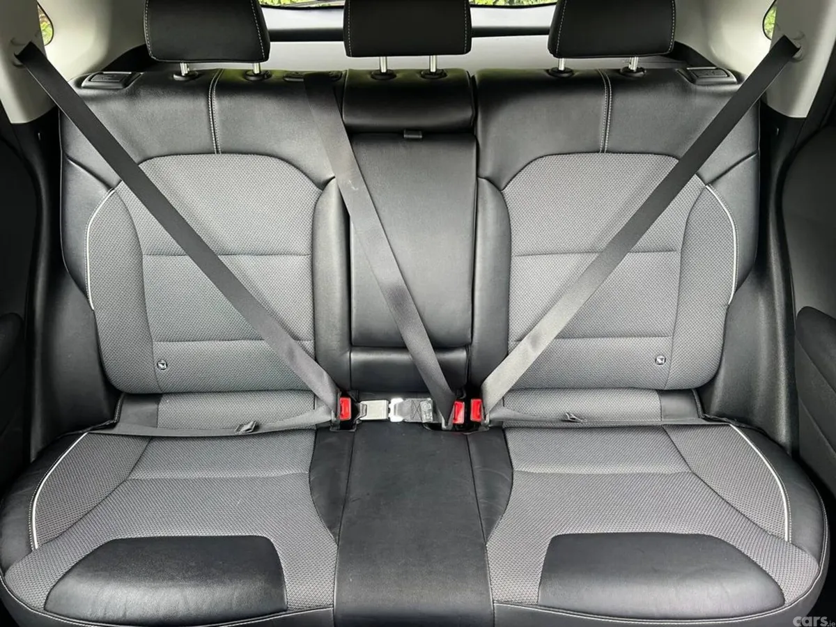 Kia Niro SUV, Electric, 2022, Black