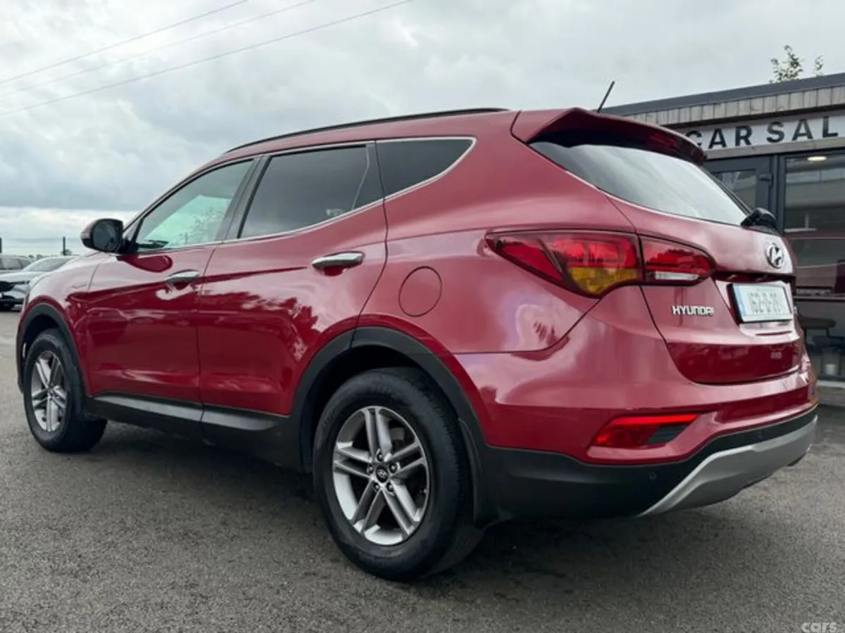 Hyundai Santa Fe SUV, Diesel, 2016, Red