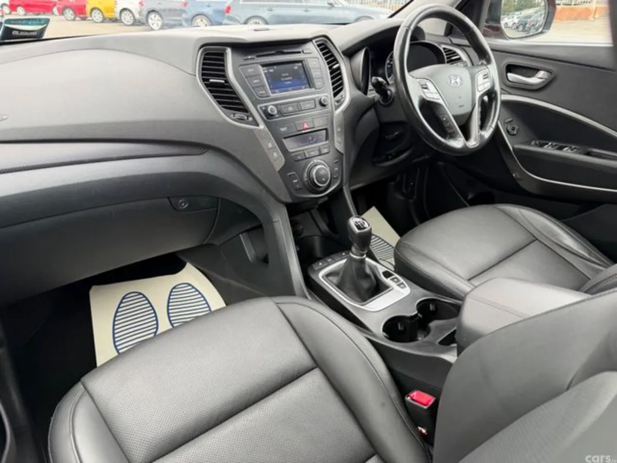 Hyundai Santa Fe SUV, Diesel, 2016, Red