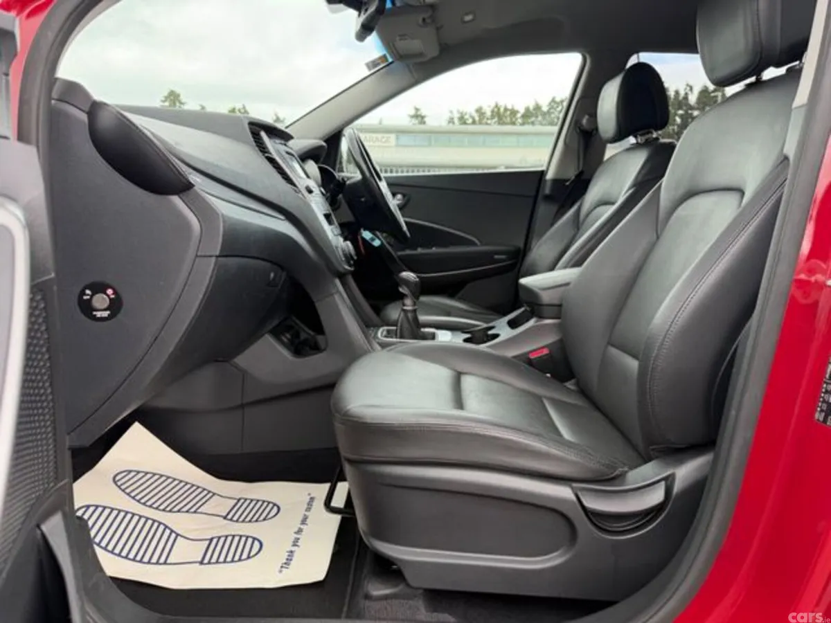 Hyundai Santa Fe SUV, Diesel, 2016, Red