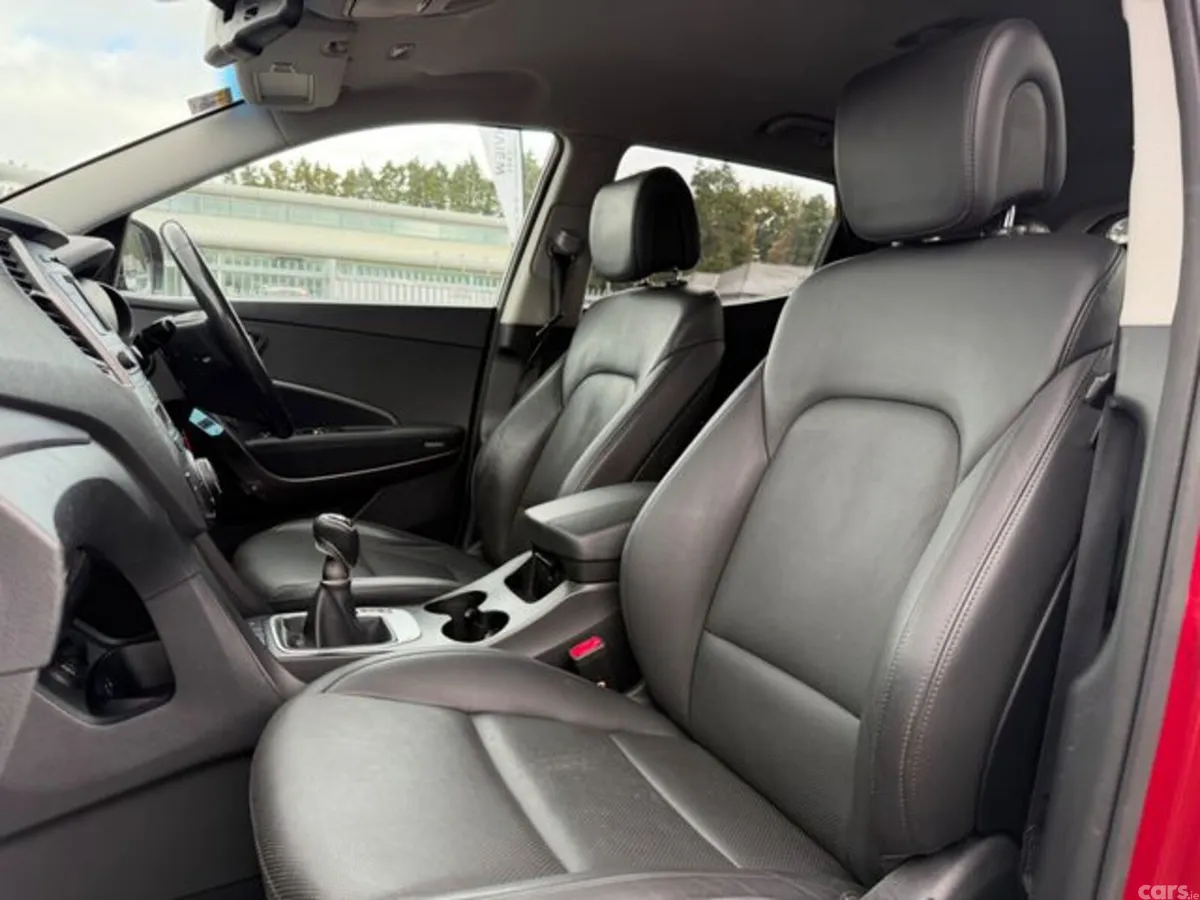 Hyundai Santa Fe SUV, Diesel, 2016, Red