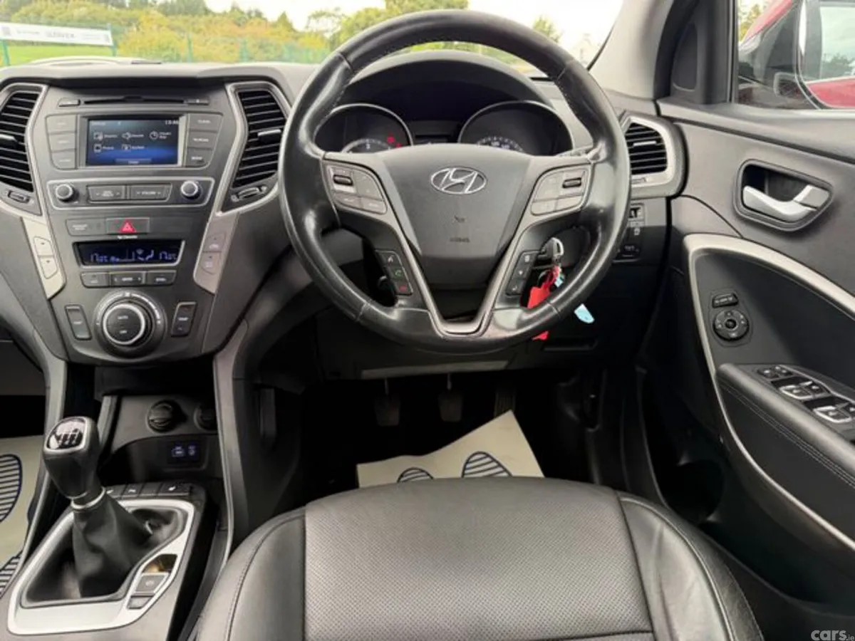 Hyundai Santa Fe SUV, Diesel, 2016, Red