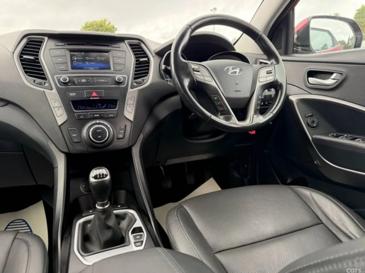 Hyundai Santa Fe SUV, Diesel, 2016, Red