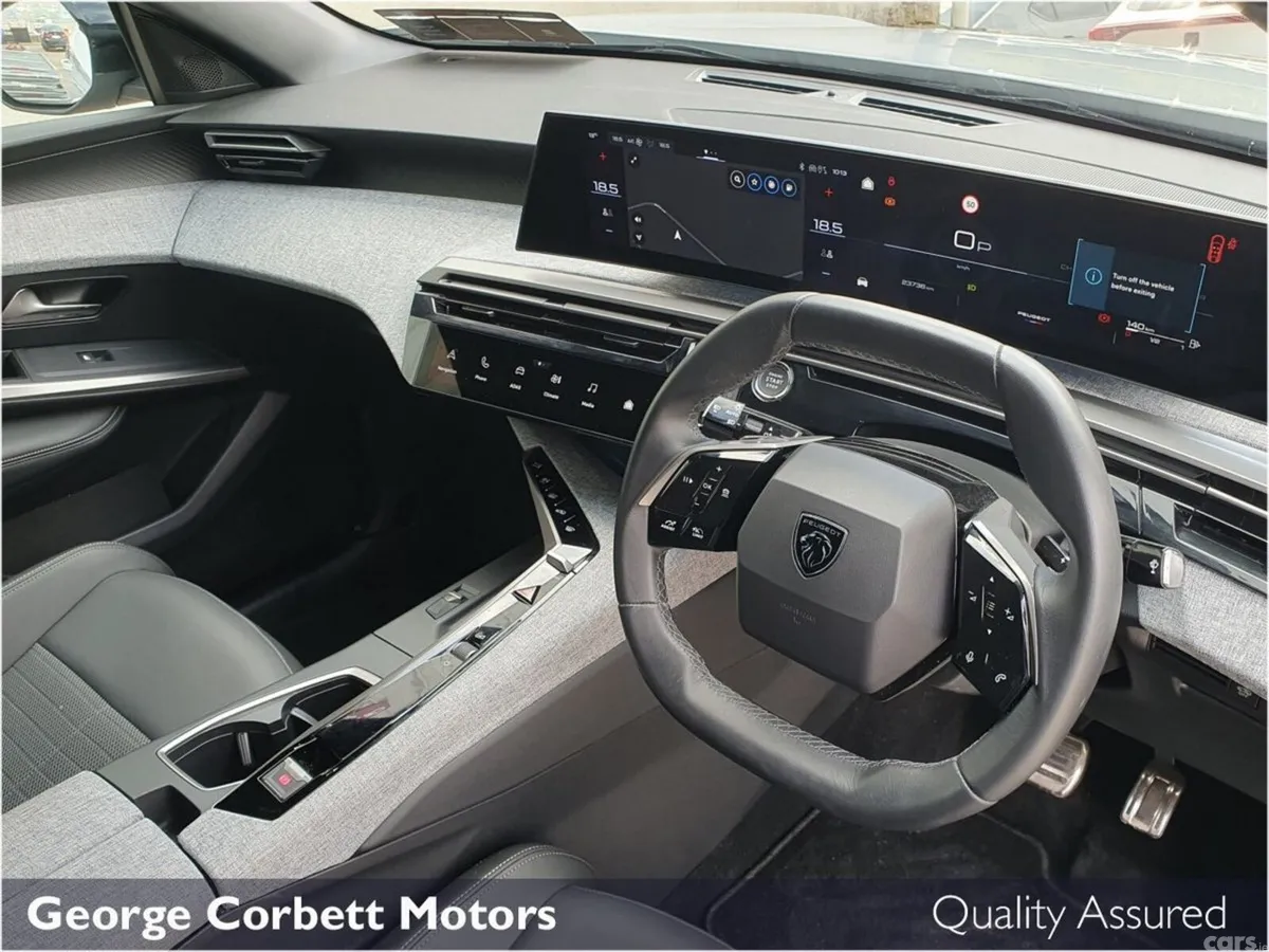 Peugeot 3008 SUV, Petrol Hybrid, 2025, White
