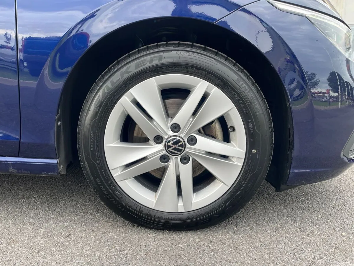 Volkswagen Golf Hatchback, Diesel, 2024, Blue