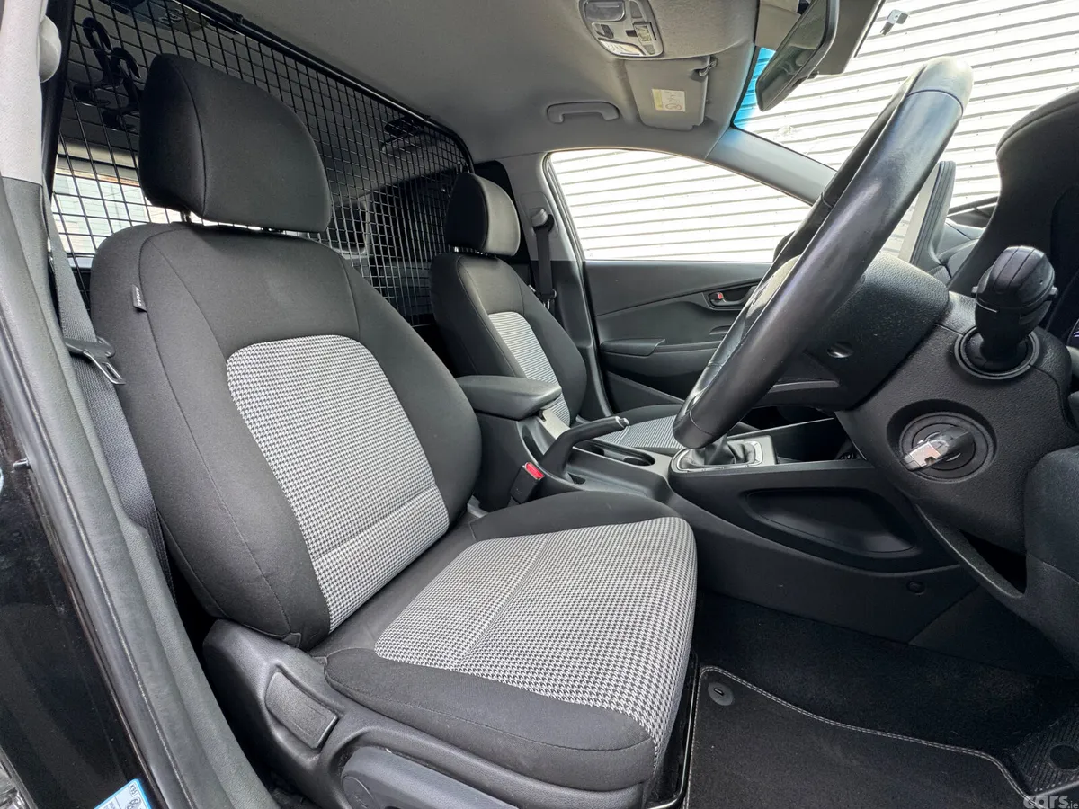 Hyundai KONA Van, Diesel, 2021, Black