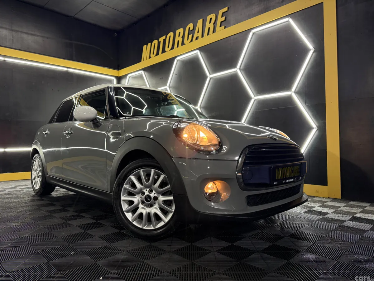Mini Cooper Hatchback, Diesel, 2016, Grey